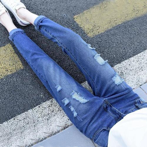 Ripped Jeans for Women, Loose-Fit, Korean Style, All-Match, 2025 Spring/Summer New Arrival, Slimming Look, Distressed Harem Cropped Pants