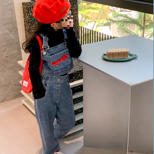Girls suit towel embroidered denim vest and trousers 24 spring and autumn new style foreign trade children's clothing drop shipping 3-8 years old
