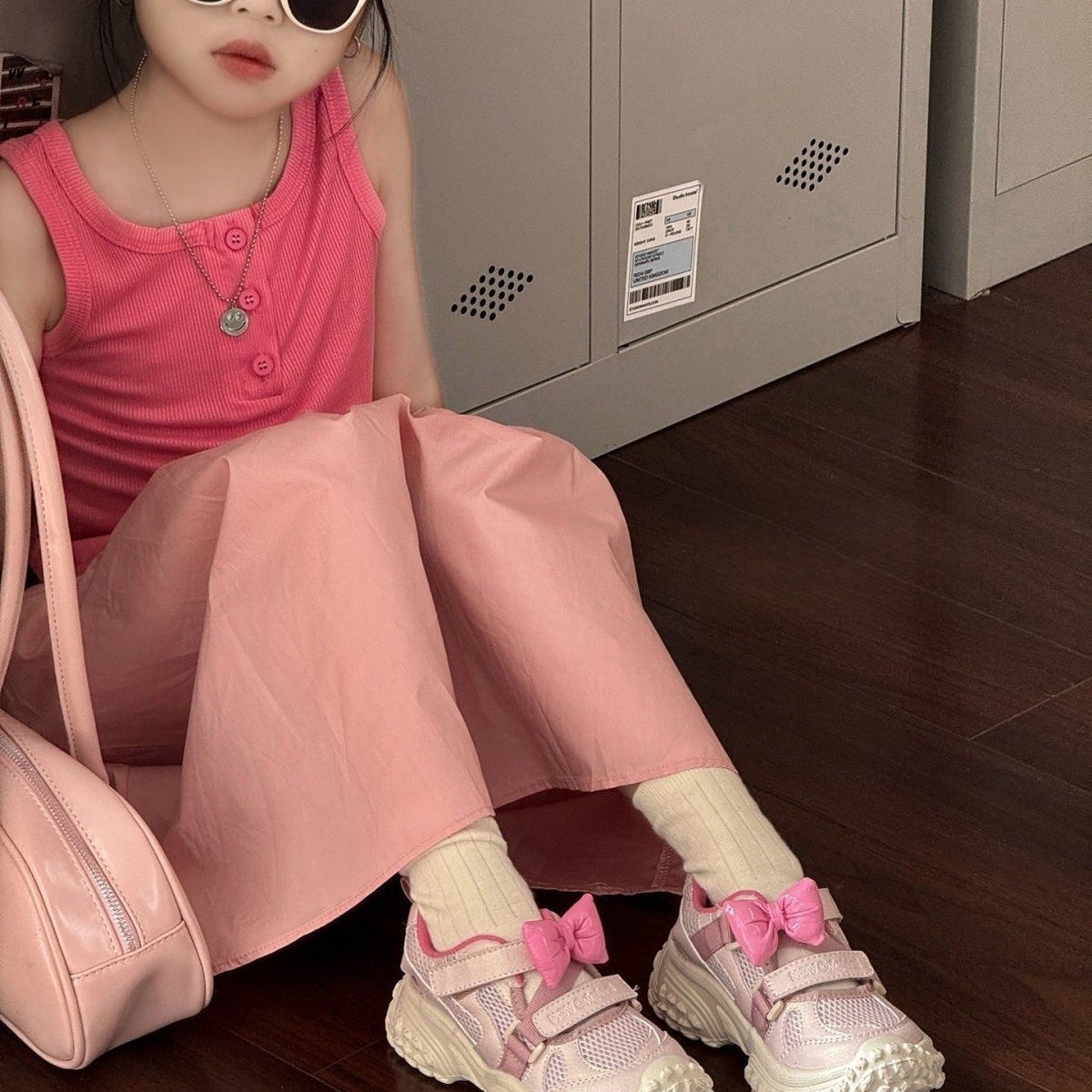 2026 verano de niños sandalias de cabeza nuevas zapatillas de bozo de niñas sandalias de moda de niños grandes