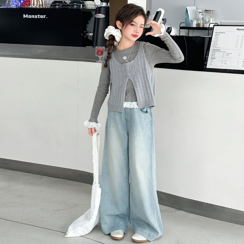 女童春秋装三件套大童韩系花边打底衫女孩甜美毛线马甲牛仔裤跨境