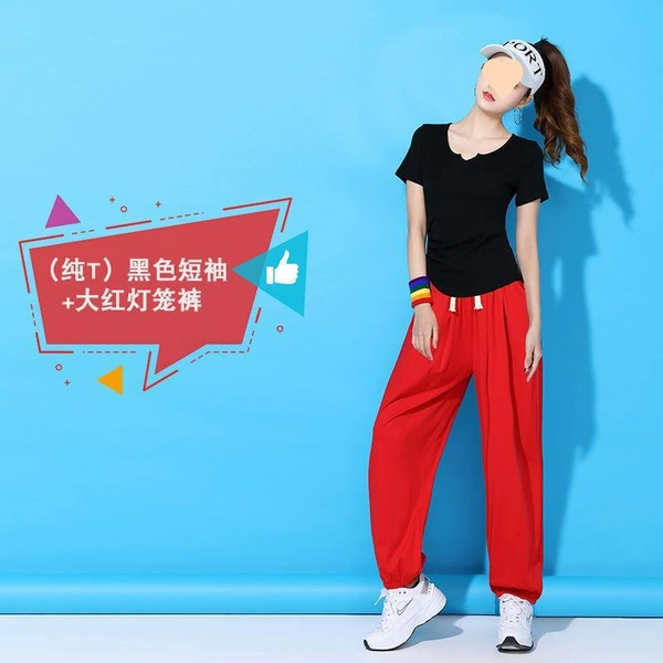 Black trousers, with short sleeve