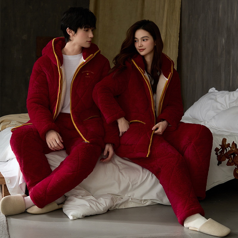 冬季情侣三层夹棉大红色带帽加厚加绒新款男女士棉袄冬季两件套装