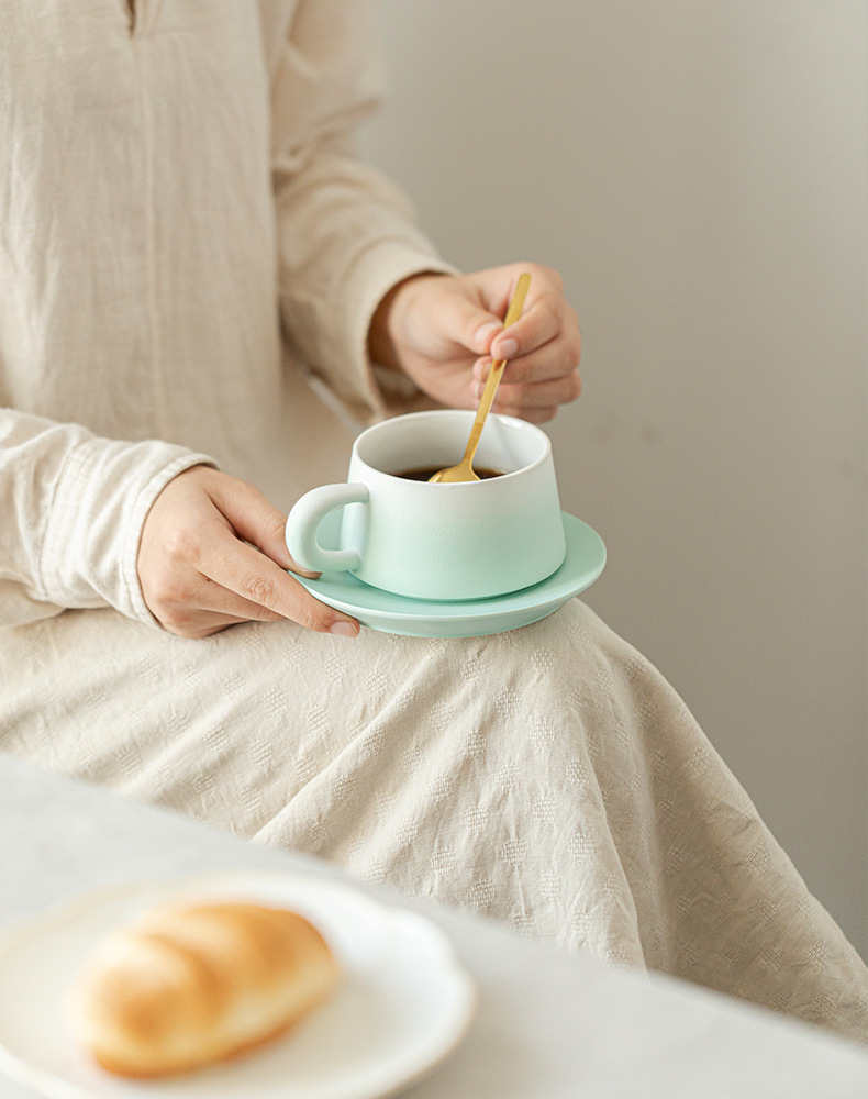 Modern Minimalist Ceramic Coffee Cup And Saucer Set_voghion.com
