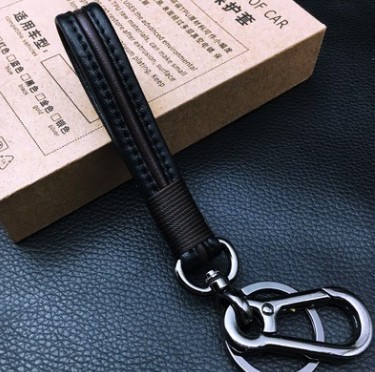 革ロープキーホルダーペンダント編組ロープキーリング金属カップル漫画アクセサリー男性と女性の車のキーチェーン