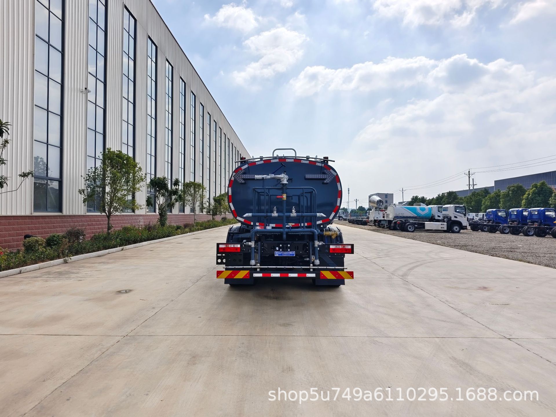 Chengli New Energy Spraying Truck 17-Cubic-Meter Pure Electric Road Water Spraying and Dust Suppression Truck for Municipal Sanitation Government Bidding