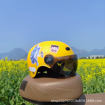 Motorcycle Helmet – Motosiklet kaskı (dəbilqə) - yellow-ao-bing-sun-protection-glasses-3c-children-1-5-years-old-j02