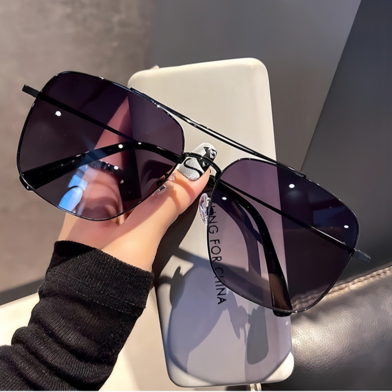 New Fashionable Oversized Double-Bridge Men's Cycling Sunglasses, Slimming Effect for Large Faces, Stylish Aviator Sunglasses for Women