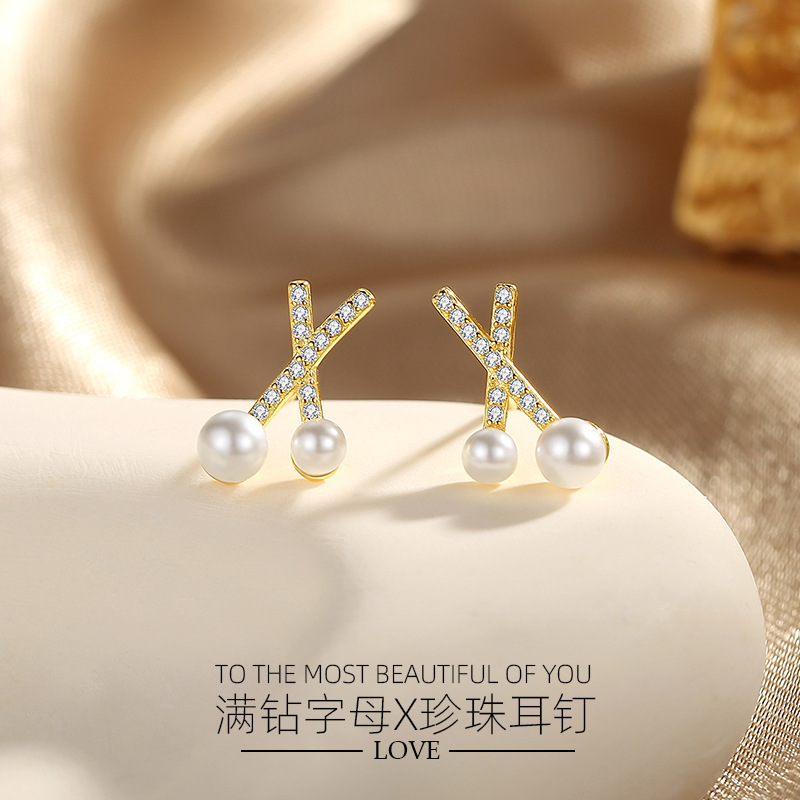 Retro Francés Inglés letra X stud pendientes 925 plata llena de diamantes de lujo de luz pendientes de estilo femenino joyería de perlas sintéticas al por mayor