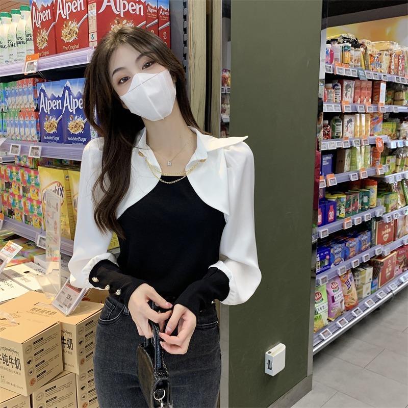 프랑스 틈새 가짜 투피스 목도리 긴팔 셔츠 여성의 봄과 가을 외부 착용 독특한 디자인 세련된 색상 매칭 쇼트 탑