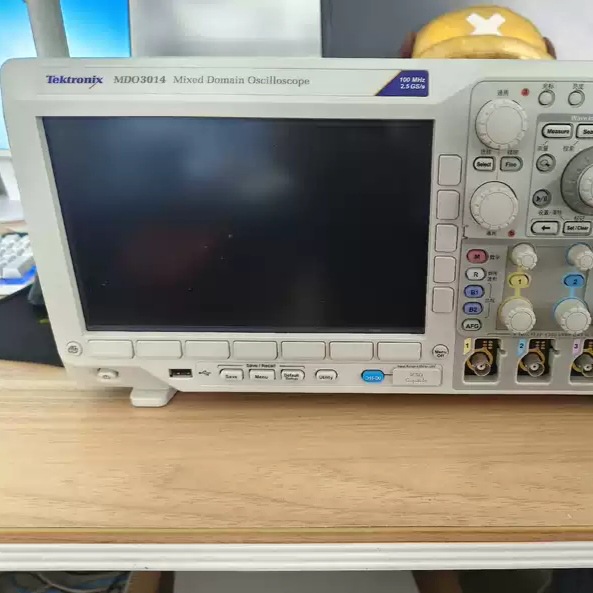 美国泰克Tektronix MDO3014示波器100MHz四通道混合域六种功能