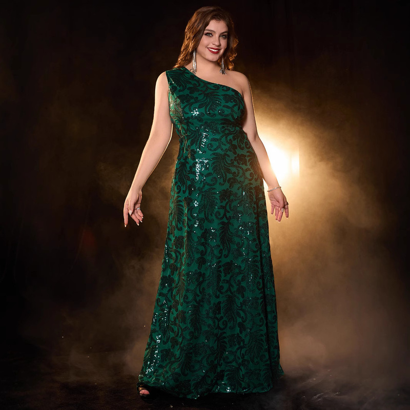 plus size dress Hot Selling Evening Dress European and American Flash Evening Dress Foreign Trade Slant Collar Sleeveless Dress Amazon Elegant