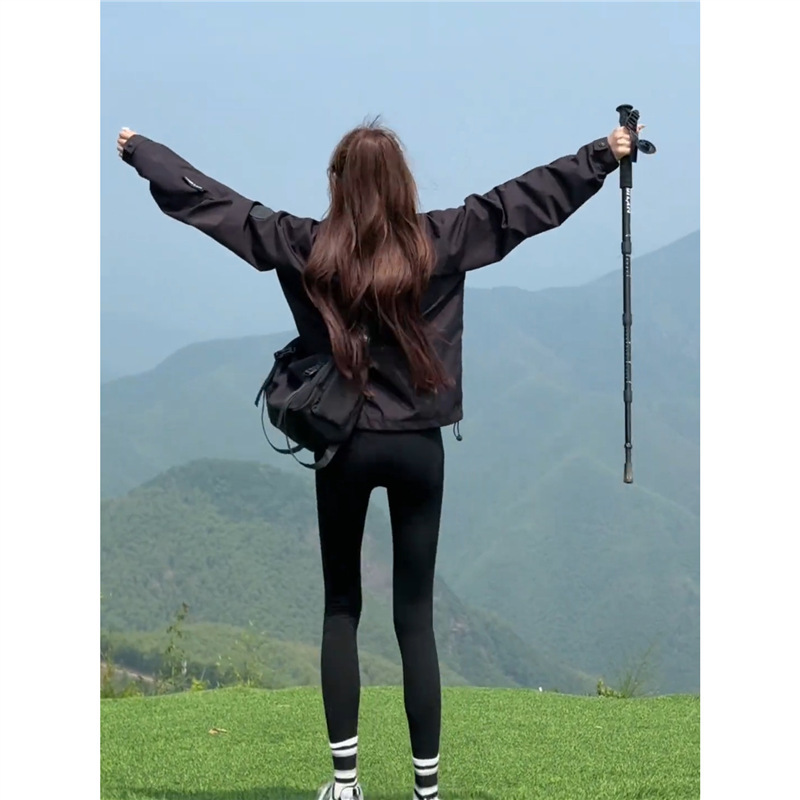美式川西进藏旅游黑色户外防风外套女2025年早秋新款爬山登山服|undefined