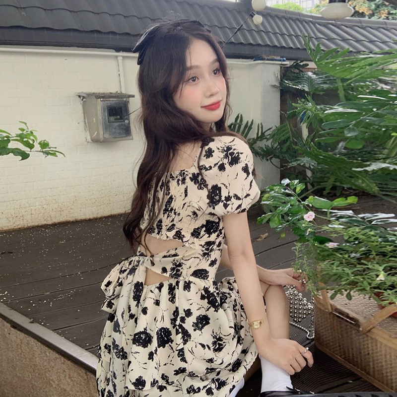 香港の味のレトロなスカートの女性の夏の海辺の休暇のワンピースの仙気の超仙森系の小さい背の花のスカート