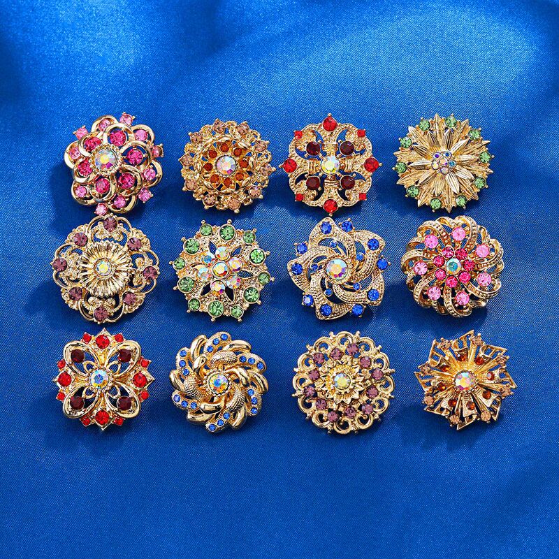 Cross-border explosions ancient gold 12 brooches suit alloy rhinestone compact 24 brooches card clothing hat accessories