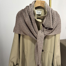 新款规则镂空三角针织衫披肩外搭女早秋设计感小众时尚围巾毛衣