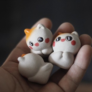 Yixing Purple Sand Kitten Happy Cat Fun Cat Accompanies You to Work Emotional Decompression Desktop Tea Pet Ornaments
