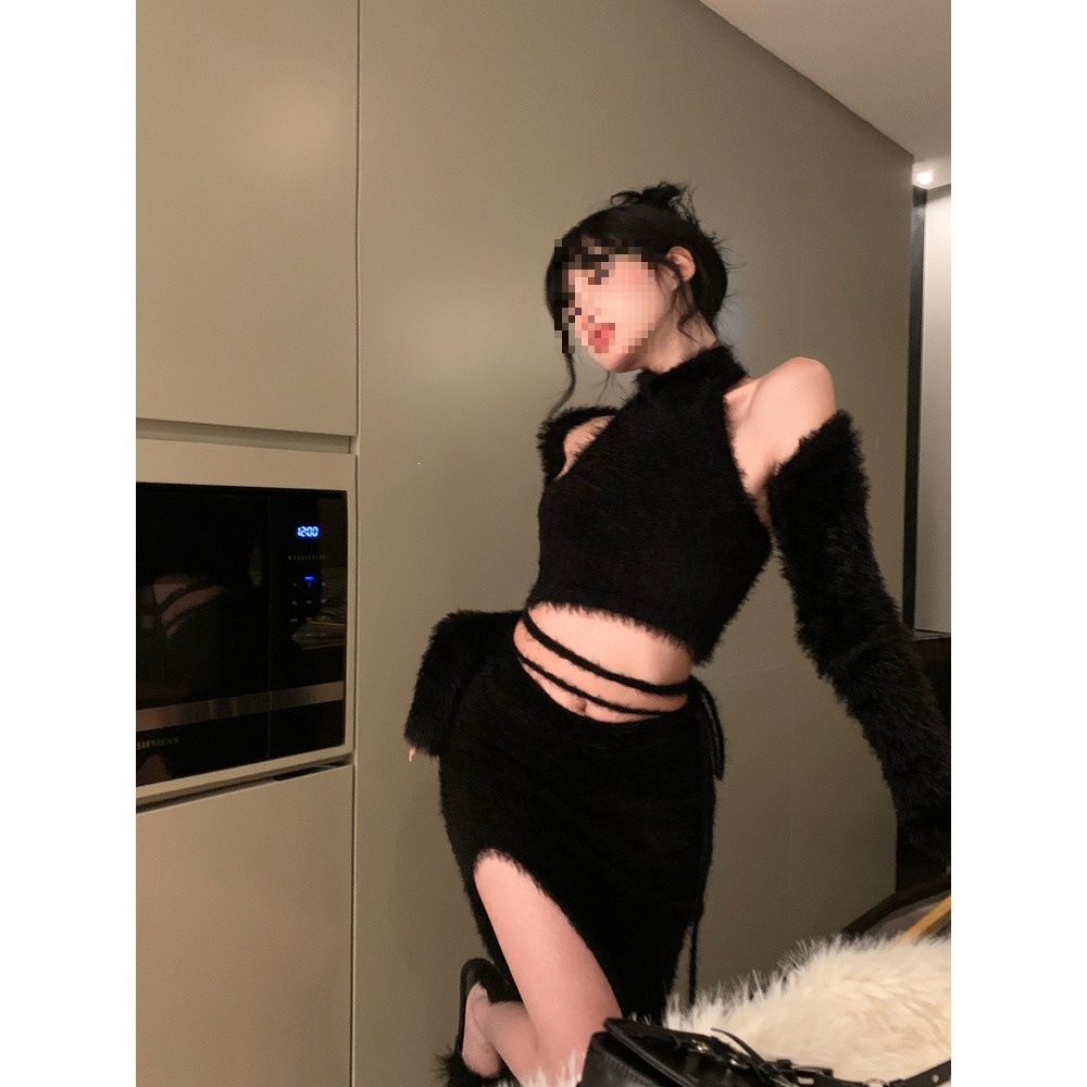 Three-piece set for early spring 2025: sweet and spicy style plush knit cardigan + camisole + sexy fitted mini skirt