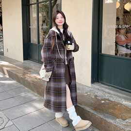 针织连帽羽绒服内胆毛呢外套女冬2025新款学院风牛角扣高级感大衣