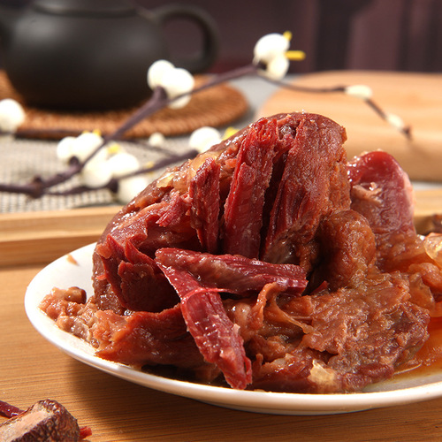Wholesale Donkey Meat in 200g Bags, Cooked Donkey Meat, Shandong Five-Spice Sauce Donkey Meat, Dong'e Donkey Meat Vacuum Packaging