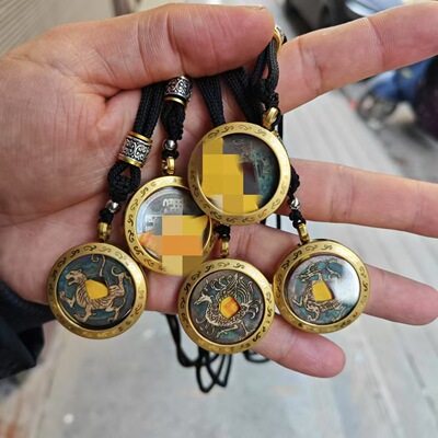 四大神兽山鬼花钱铜钱吊坠仿古铜币嘎乌盒项链紫薇讳复古铜钱|ms