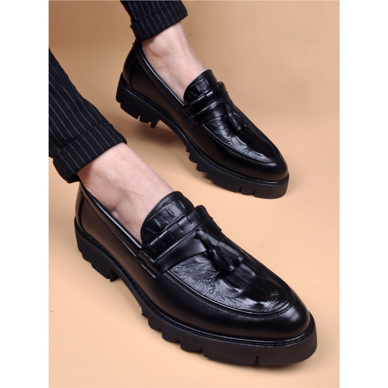 Business Casual Leather Shoes Men's Thick Sole Trendy Korean Style High Heels European and American Vintage Brogue Fringe Leather Shoes Business Casual Leather Shoes Men's Thick Sole Trendy Korean Style High Heels European and American Vintage Brogue Fringe Leather Shoes