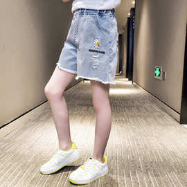 女童短裤宽松时尚韩版小雏菊破洞女大童儿童夏季洋气外穿牛仔短裤