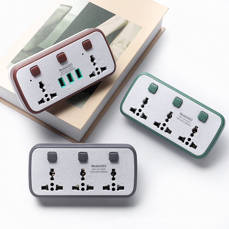 653#USB 三个单独开关 装换插座 迪拜Dubaiconverter排插