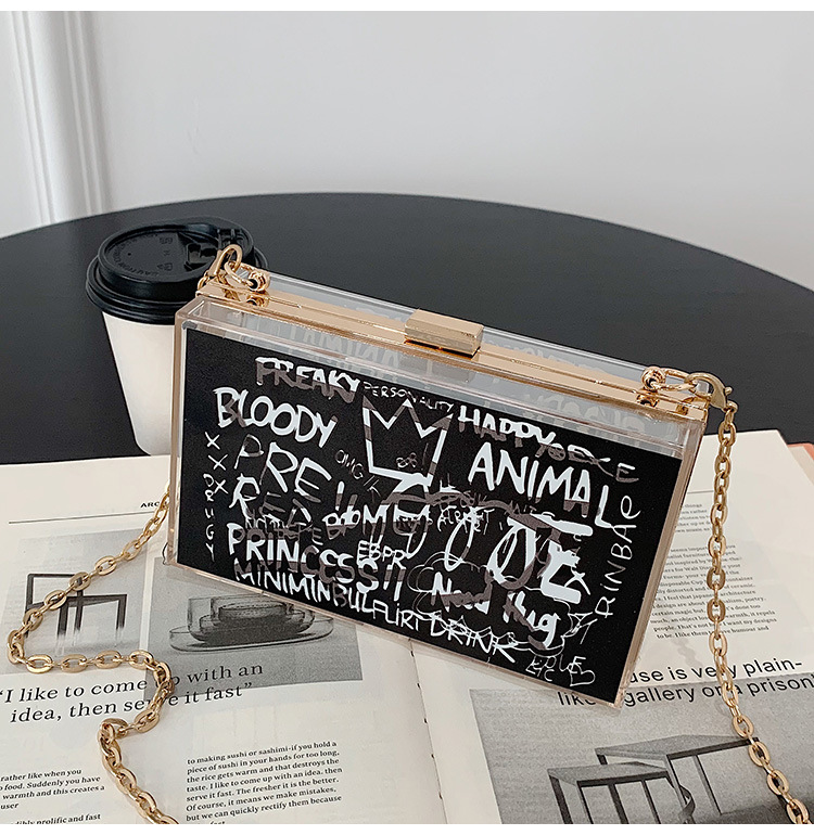 2022 Autumn New Graffiti Pattern Acrylic Messenger Clutch Evening Bag 18*10.5*5cm display picture 3