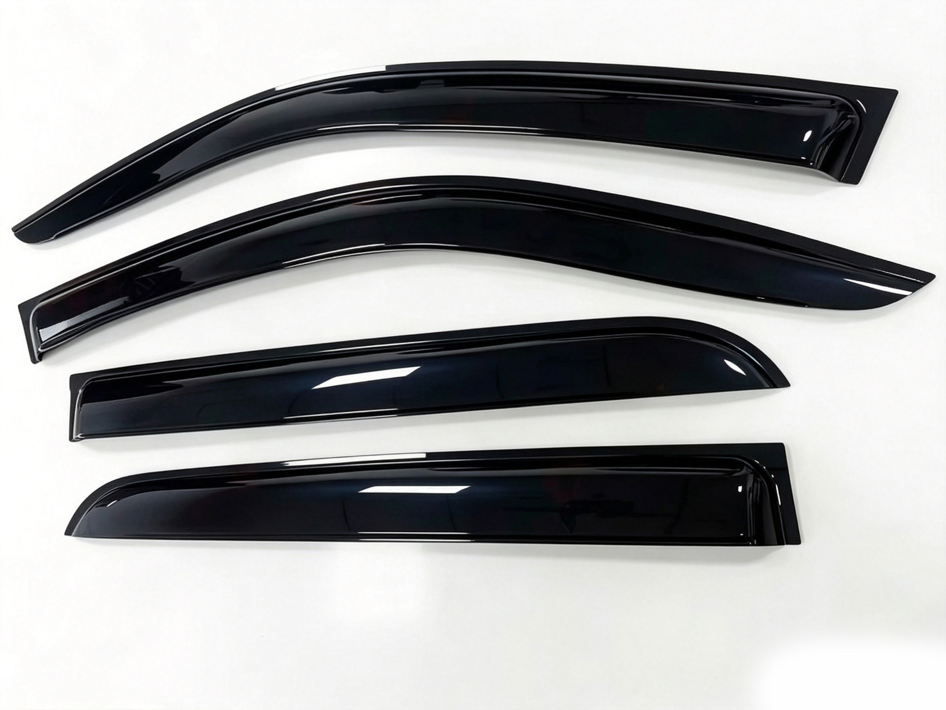 Suitable for 2026 Toyota Hilux Travo four-door rain guards, window rain shields, rain protection modification