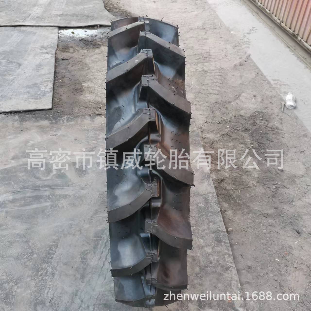 农用机械R-2人字花纹轮胎 9.5-24 拖拉机轮胎