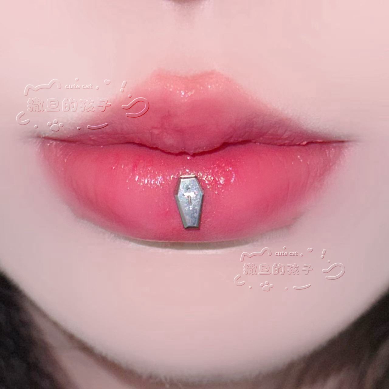 Pointed labret stud close-up product detail