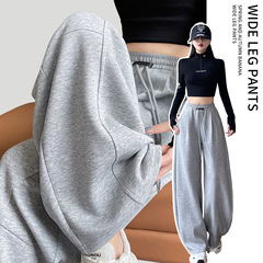 灰色美式运动卫裤女秋季2025新款宽松休闲直筒大码胖mm弯刀阔腿裤