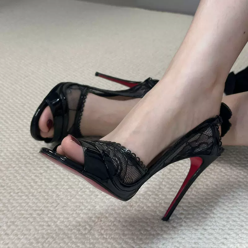 2025夏季新款鱼嘴蕾丝黑色高跟鞋女细跟性感御姐蝴蝶结一字带凉鞋