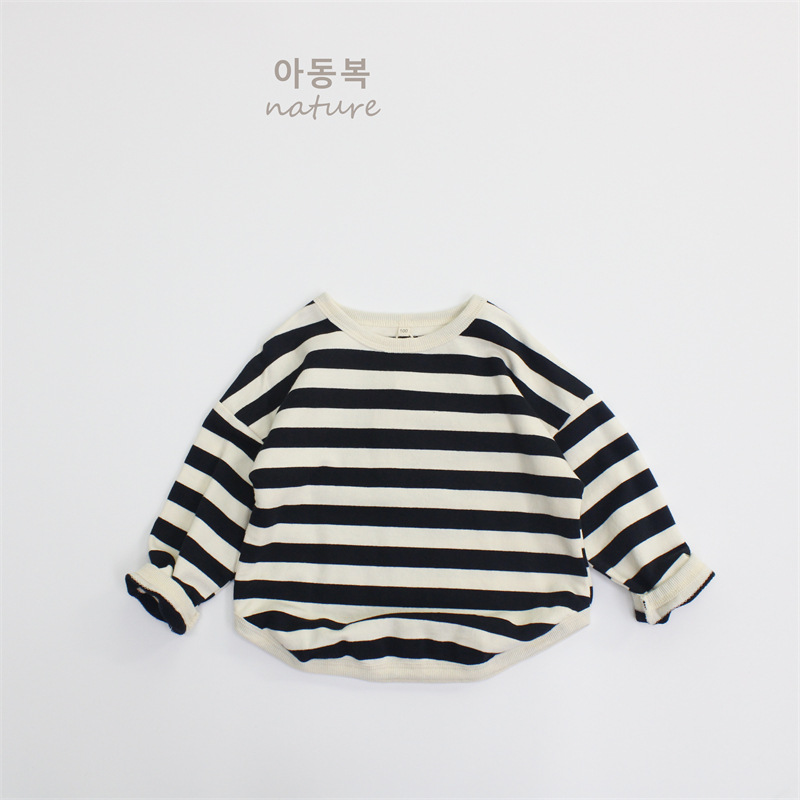 Otoño Suéter para niños Camiseta suelta de manga larga de estilo coreano Cuello redondo a rayas Top de ropa suelta para hombres y mujeres se puede usar afuera