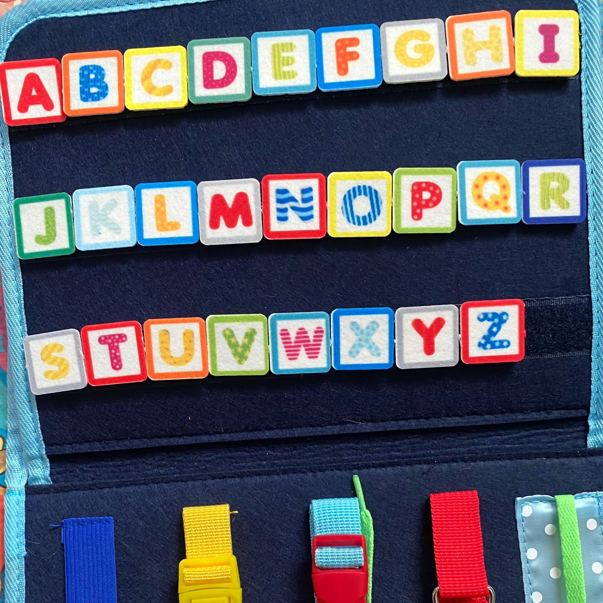 Tablero de aprendizaje de los niños al por mayor juguetes de educación temprana vida Sentido Común vestir encaje fieltro bolsa niño fieltro tablero ocupado