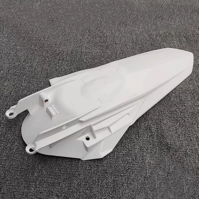 Suitable for Kewei Hengjian: Motorcycle Fender - white-rear-fender