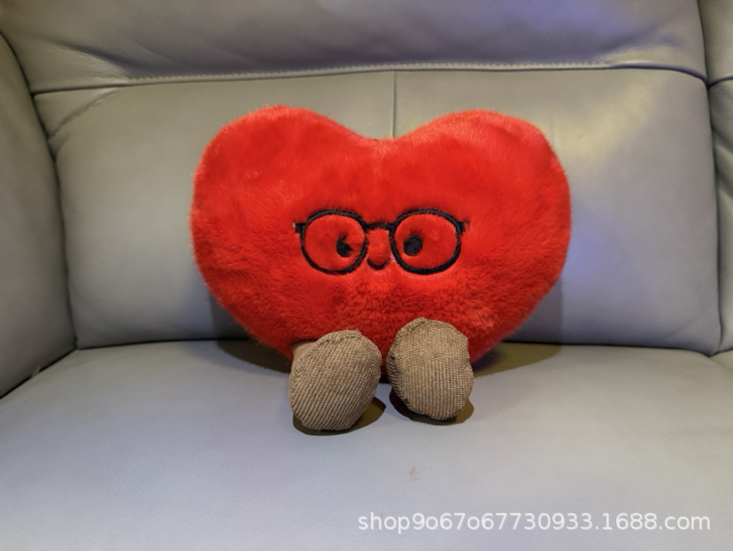 Long-legged love doll (
