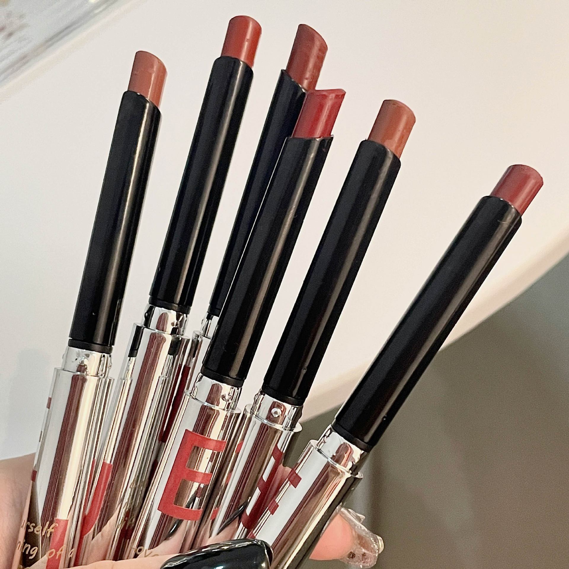 CACE Love Small Silver Tube Lipstick Semi-matte Non-Drying Long-lasting Lip Gloss Autumn and Winter New Product Affordable one-piece consignment undefined