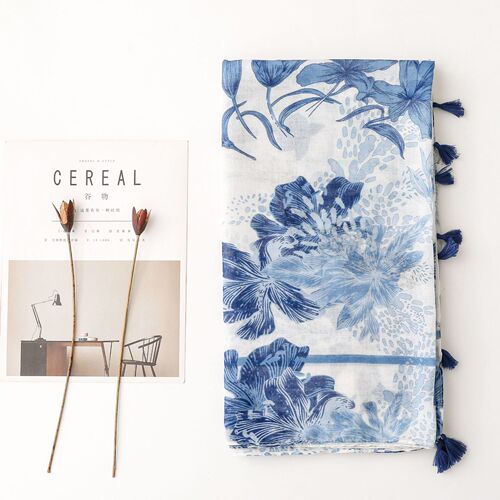 Small fresh Chinese style retro blue and white porcelain cotton and linen feel scarf voile silk scarf blue ink painting flowers for women