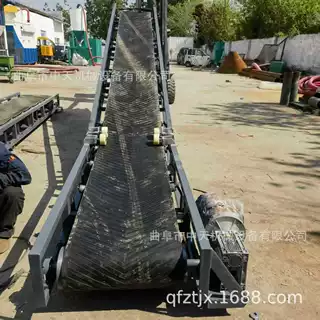 移动式装车输送机 石灰石粉皮带输送机 泥饼泥渣爬坡皮带机