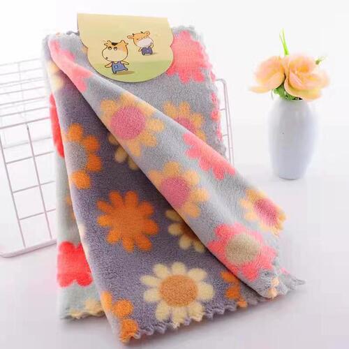 Warp-knitted coral velvet absorbent square towel for adults, thickened cartoon hair, household face wash towel, quick drying hair towel