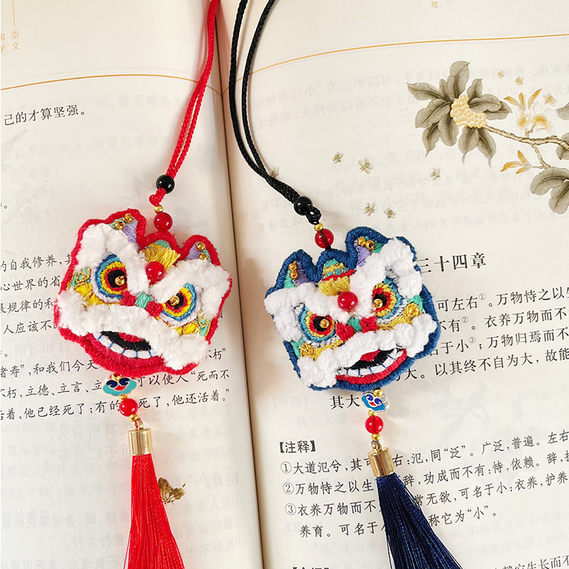 DIY handmade lion head safety talisman car pendant embroidery pendant material bag for father boyfriend birthday gift