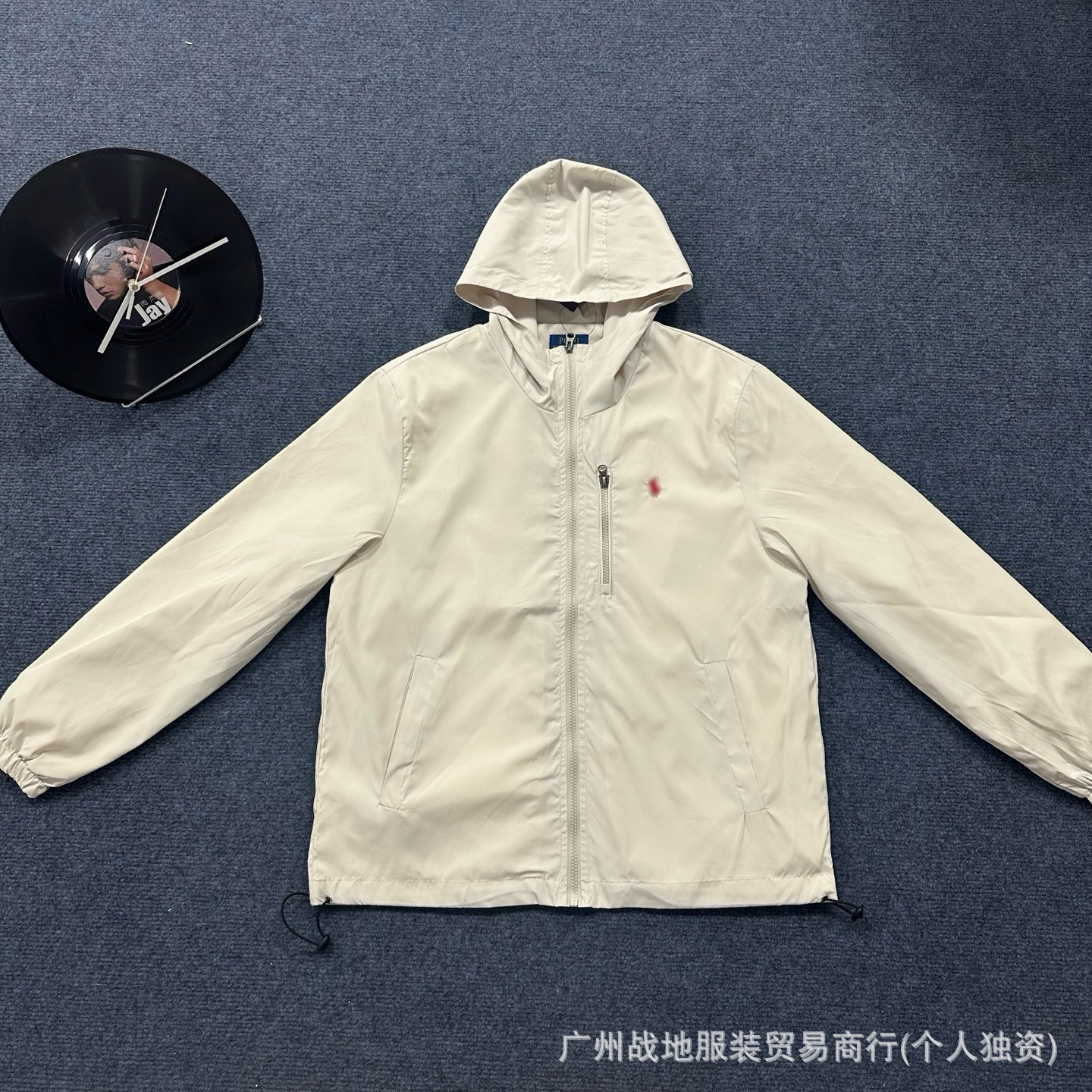 흰색 트렌치 코트