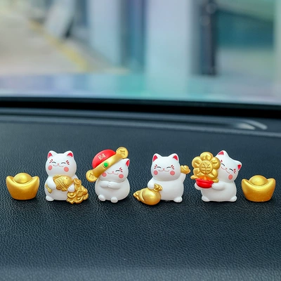 lucky cat car ornaments Internet Car ornaments