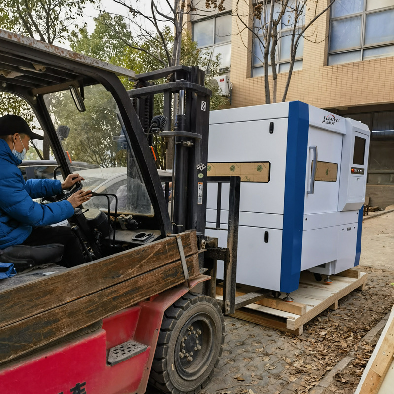 激光切割机小型音箱外罩网挡光板硅钢片车载面板切割