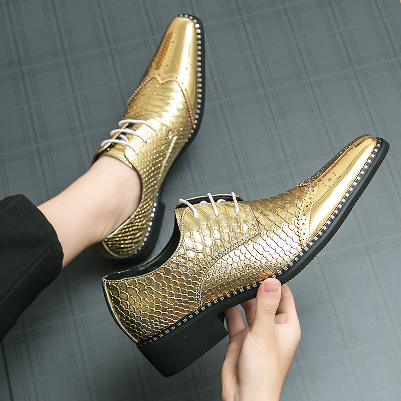 Zapatos de cuero de bloque de negocios transfronterizos de tamaño grande oro brillante, zapatos de estilo europeo y americano de tamaño grande, zapatos de derby de encaje de altura image 3