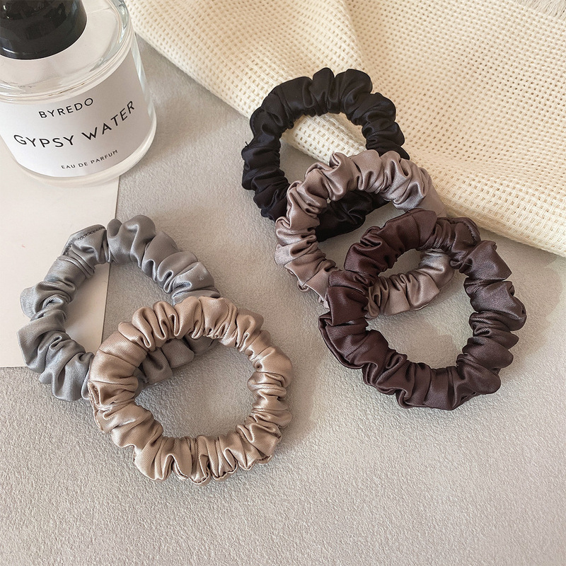Korean Style High-End Satin Small Intestine Hair Band, High Elasticity and Durable Rubber Band That Does Not Hurt Hair, Hair Rope, Ball Head Hair Accessory for Women Korean Style High-End Satin Small Intestine Hair Band, High Elasticity and Durable Rubber Band That Does Not Hurt Hair, Hair Rope, Ball Head Hair Accessory for Women