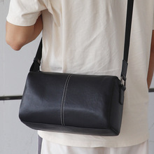 男士真皮单肩包斜挎包植鞣皮小挎包时尚简约休闲枕头男包通勤商务