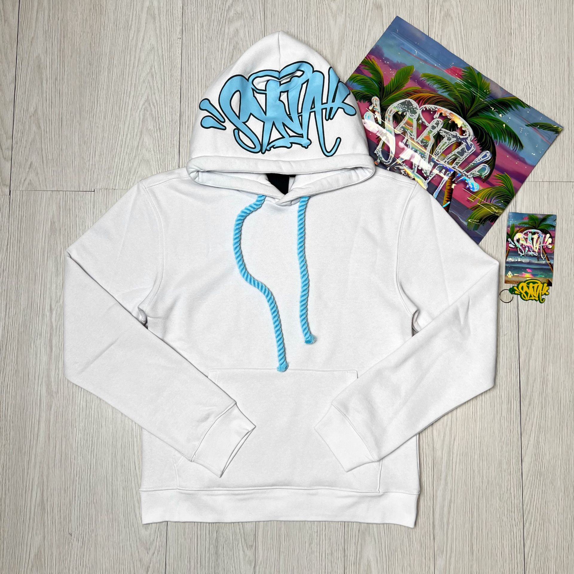 15 suéteres blancos (accesorios + paquetes)