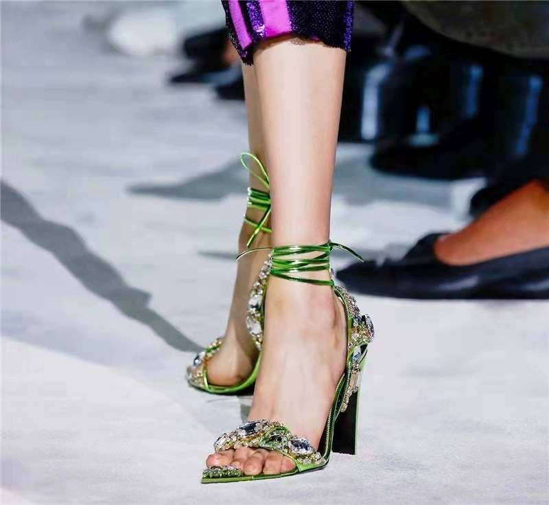 Летняя высокая обувь с заостренным носком, туфли, сандалии, 2022, европейский стиль, с камнем, большой размер